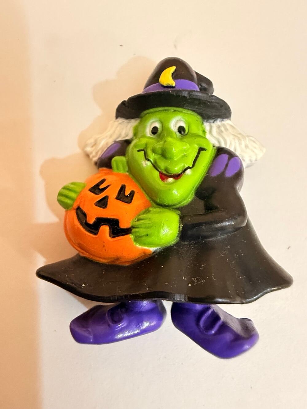 Vintage RUSS Halloween Witch Pumpkin Acrylic Brooch